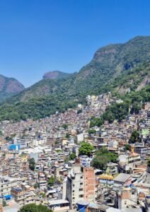 TRILHAS NO RIO DE JANEIRO O QUE FAZER NO RIO DE JANEIRO ECOTURISMO barata Rio de Janeiro Turismo baixo custo RJ Pacotes de viagem baratos Rio O que fazer de graça no Rio de Janeiro Hospedagem barata Rio de Janeiro Dicas de economia em viagens Passeio Barato Rio de Janeiro Ponto Turístico Gratuito RJ Turismo barato Rio de Janeiro Viagem barata Rio de Janeiro O que fazer no Rio de Janeiro gastando pouco Rio de Janeiro econômico Dicas para economizar no Rio de Janeiro Dois Irmãos